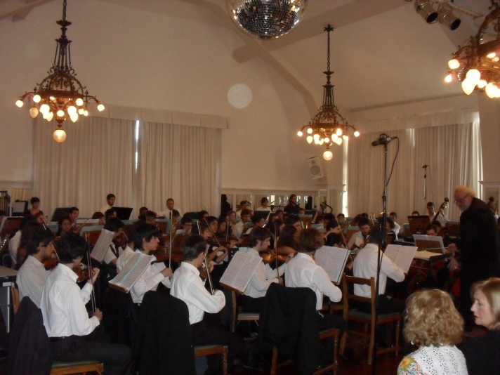 Concierto en el Club de la Orquesta Estudiantil de Buenos Aires